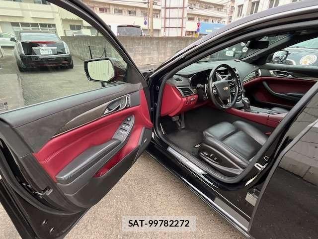 Cadillac CTS 2017-05 8828465-5