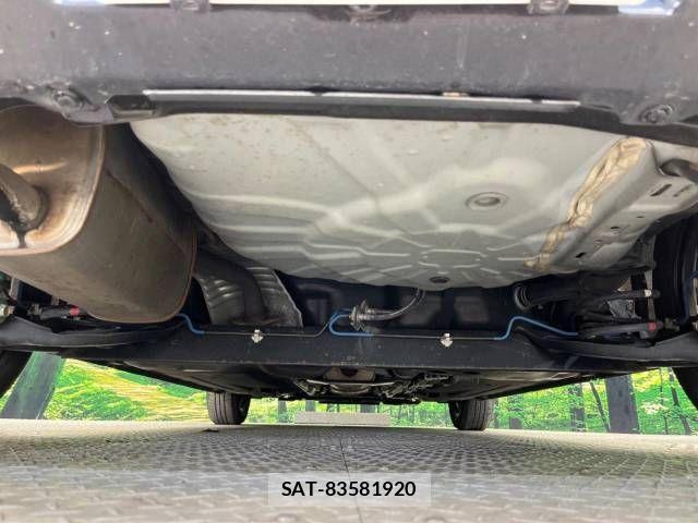 Nissan CUBE 2010-05 253504-18