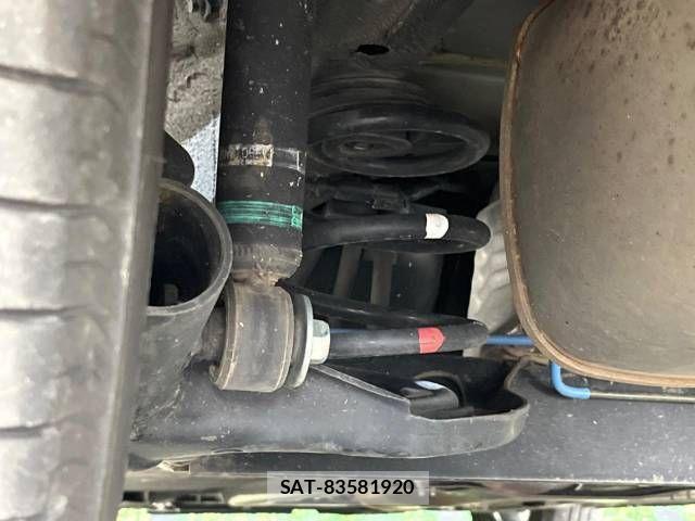 Nissan CUBE 2010-05 253504-19