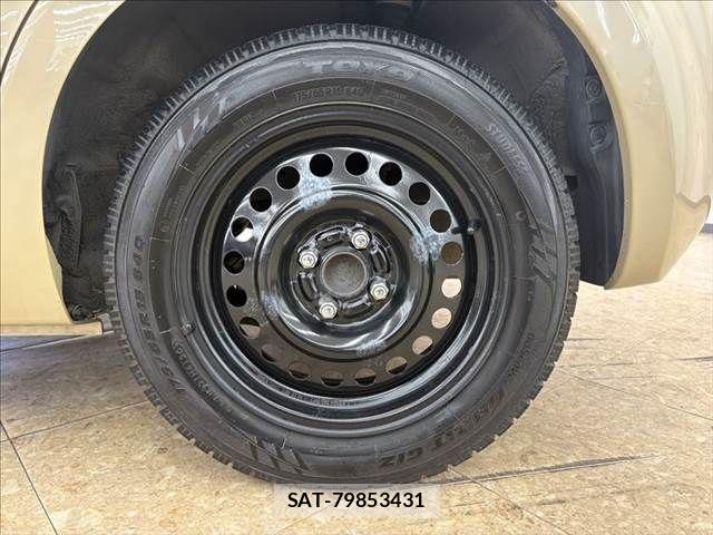 Nissan CUBE 2009-08 1346730-22