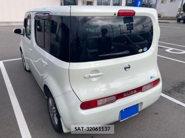 Nissan CUBE 2009-11 2347008-3