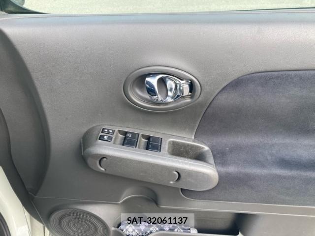 Nissan CUBE 2009-11 2347008-8