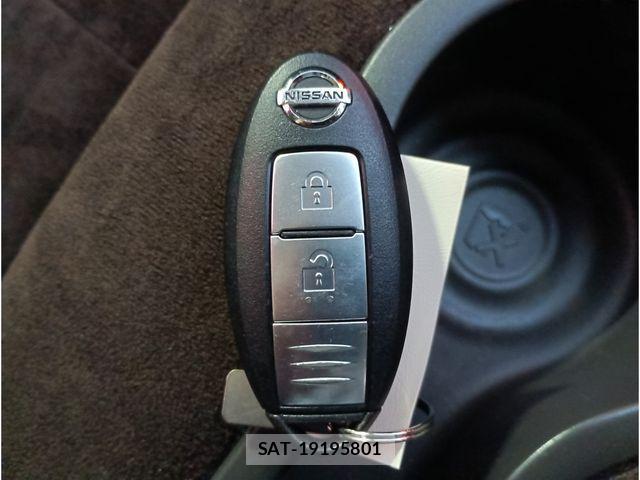 Nissan CUBE 2010-03 2662249-12