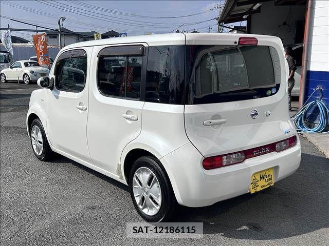 Nissan CUBE 2015-06 4752367-1