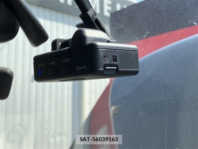 Nissan CUBE 2019-07 6010983-17