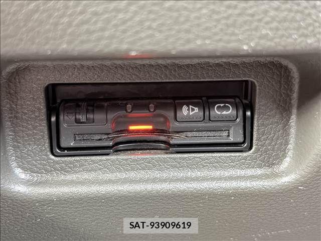 Nissan CUBE 2011-03 6671003-13
