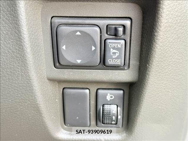 Nissan CUBE 2011-03 6671003-15