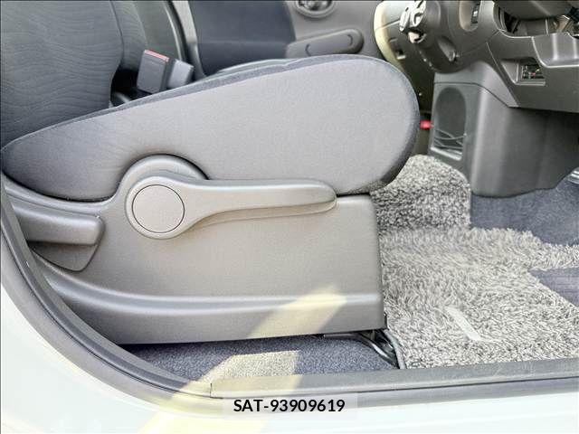 Nissan CUBE 2011-03 6671003-16
