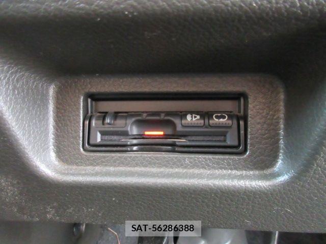 Nissan CUBE 2017-03 6751145-14