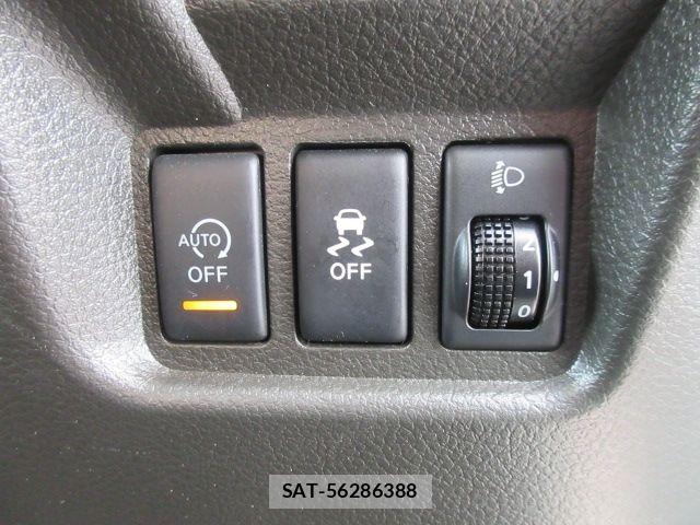 Nissan CUBE 2017-03 6751145-16