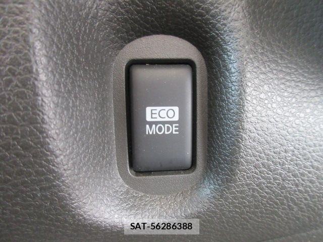 Nissan CUBE 2017-03 6751145-17