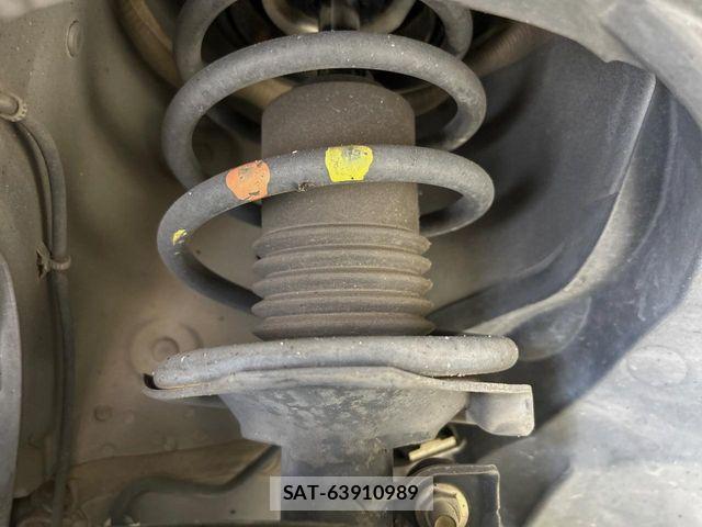 Nissan CUBE 2009-09 6751147-19