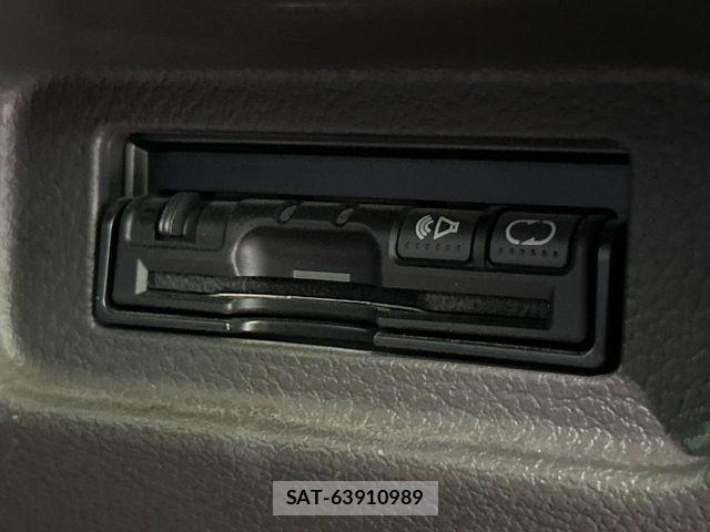 Nissan CUBE 2009-09 6751147-4