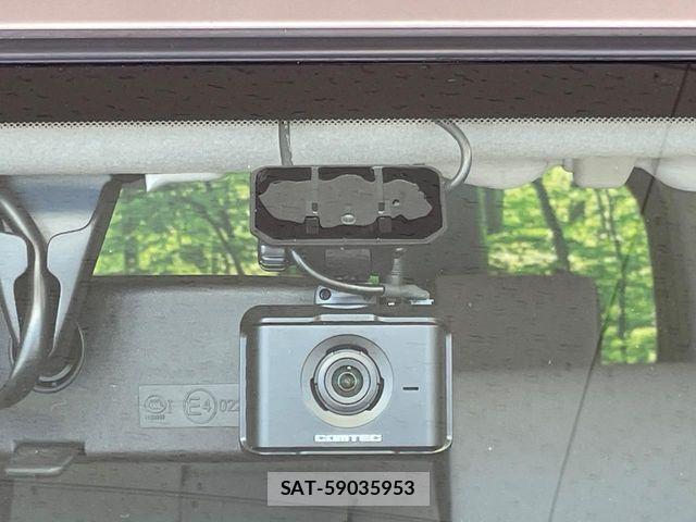 Nissan CUBE 2017-09 6814426-5