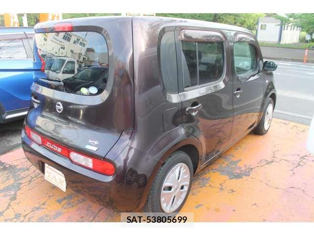 Nissan CUBE 2011-05 6903789-17