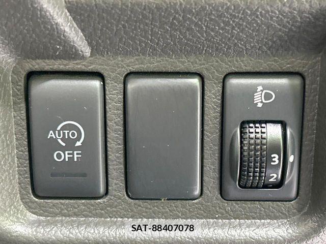 Nissan CUBE 2013-02 6903790-14