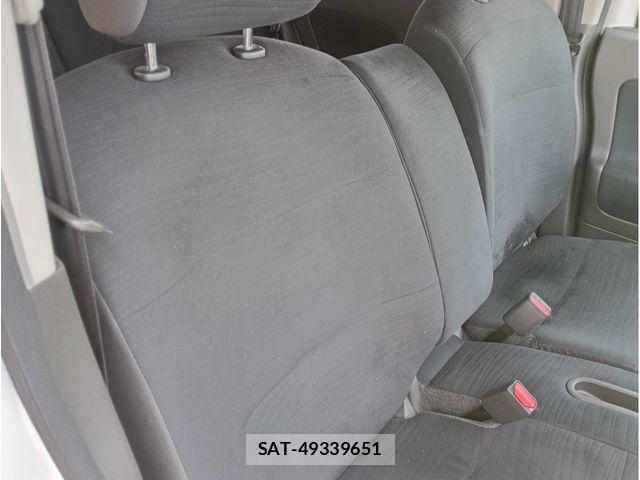 Nissan CUBE 2013-03 6903791-10