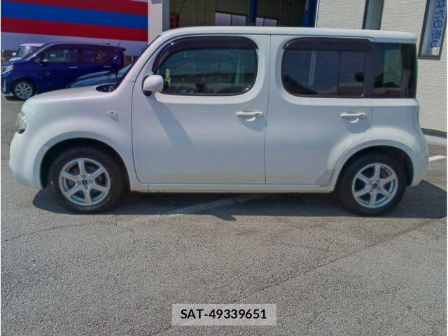 Nissan CUBE 2013-03 6903791-3