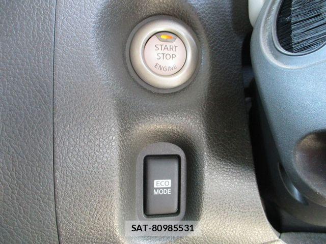 Nissan CUBE 2016-06 6992813-9