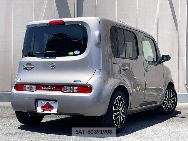 Nissan CUBE 2016-06 7020272-2