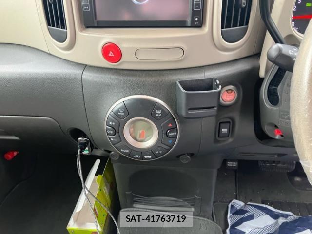 Nissan CUBE 2011-12 7020281-15