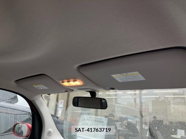 Nissan CUBE 2011-12 7020281-16
