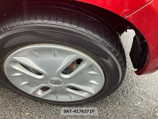 Nissan CUBE 2011-12 7020281-4