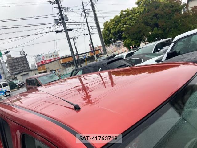 Nissan CUBE 2011-12 7020281-8