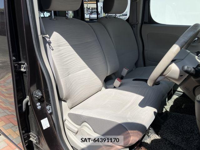 Nissan CUBE 2010-04 7058091-10