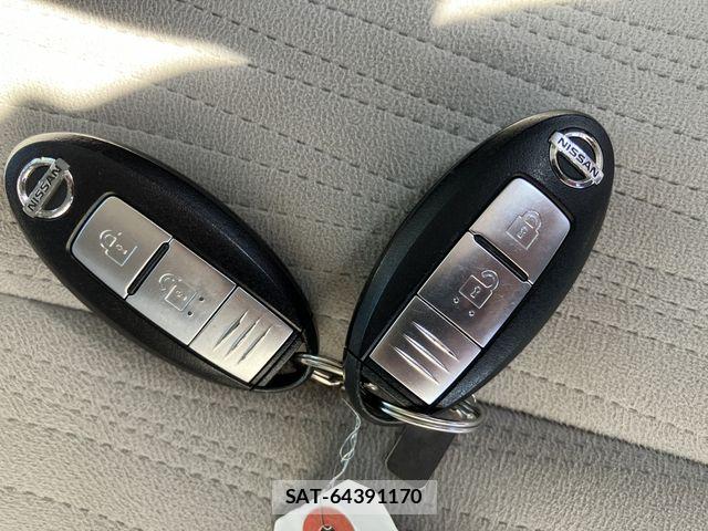 Nissan CUBE 2010-04 7058091-27