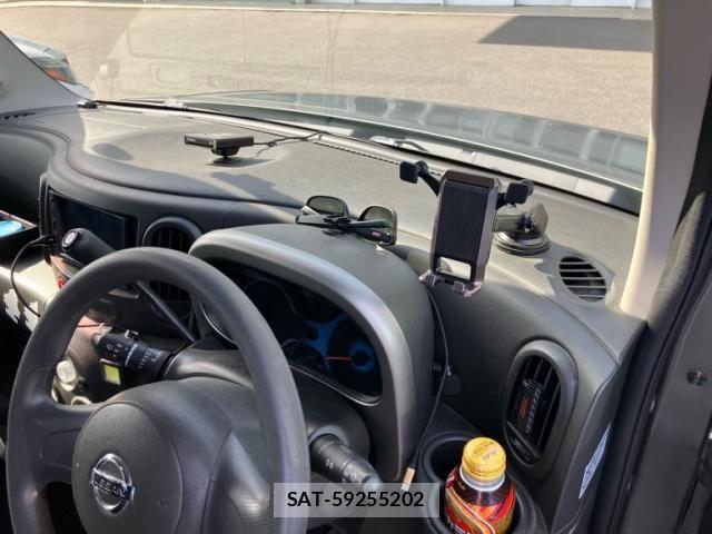 Nissan CUBE 2010-05 7058092-9