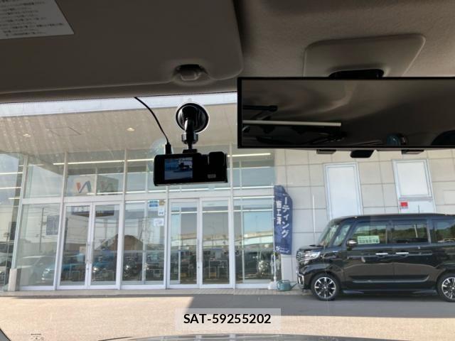 Nissan CUBE 2010-05 7058092-19