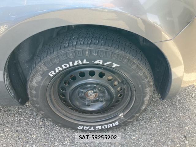 Nissan CUBE 2010-05 7058092-5