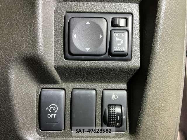 Nissan CUBE 2013-03 7216783-19
