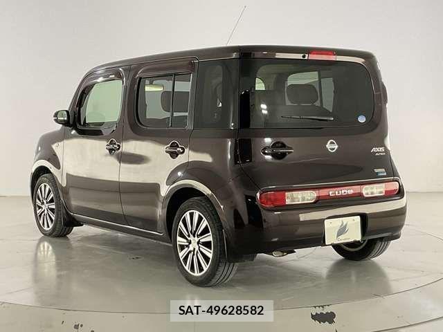 Nissan CUBE 2013-03 7216783-3