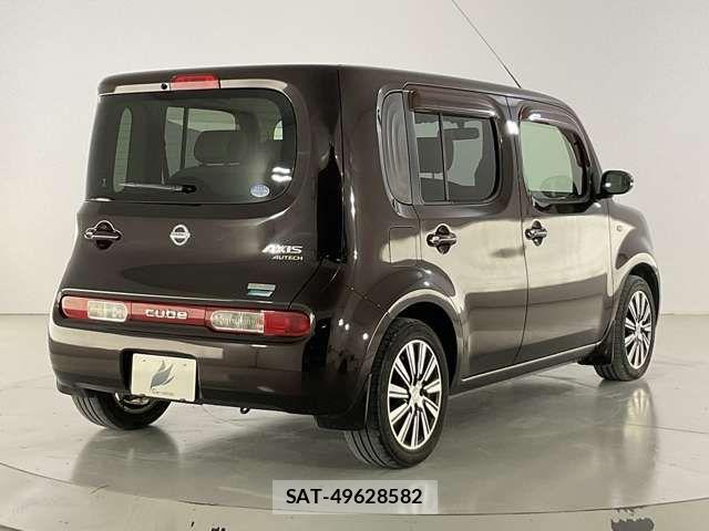 Nissan CUBE 2013-03 7216783-5