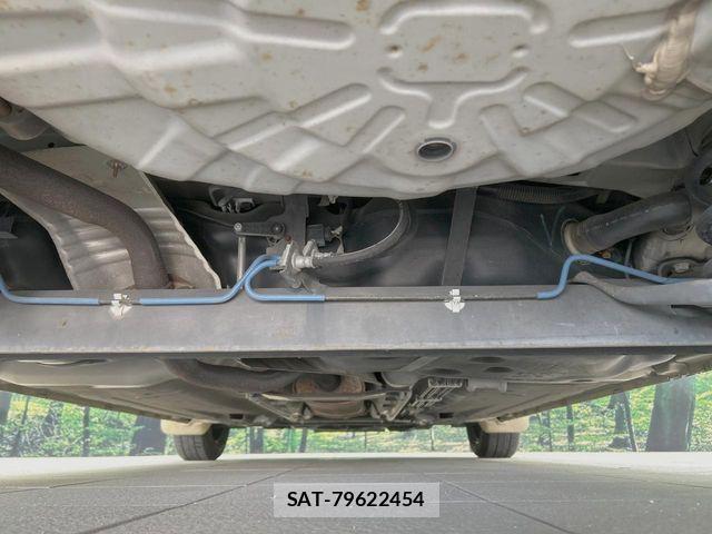 Nissan CUBE 2009-06 7216774-18