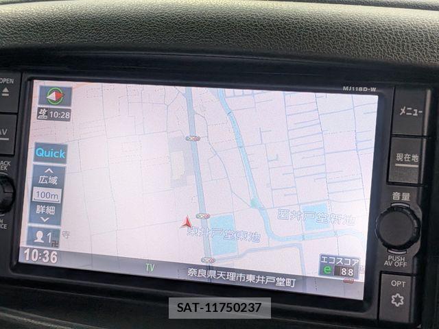Nissan CUBE 2018-09 7216784-3