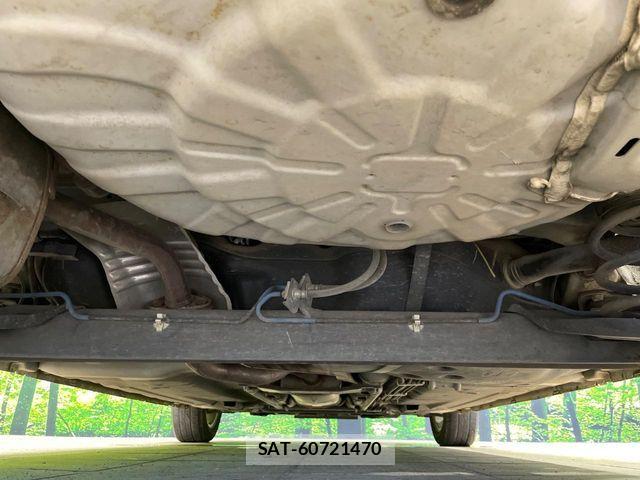 Nissan CUBE 2011-06 7216779-18