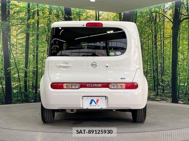 Nissan CUBE 2015-10 7216781-14
