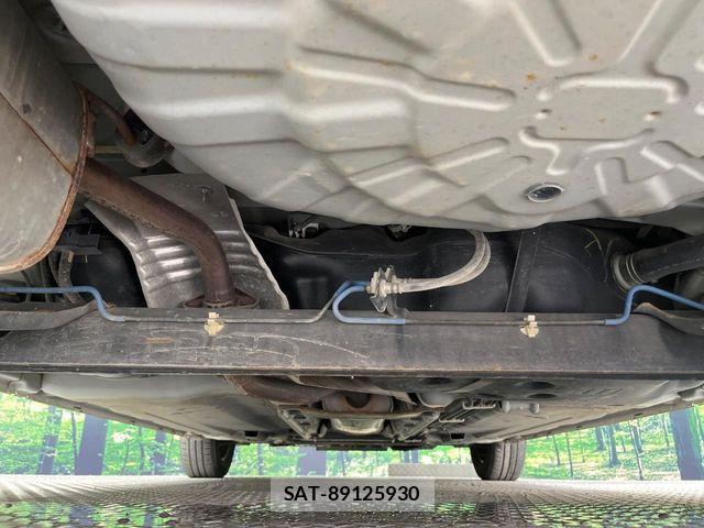 Nissan CUBE 2015-10 7216781-18