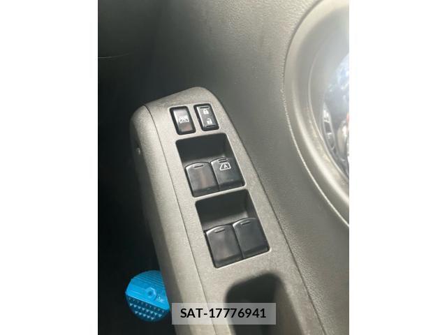 Nissan CUBE 2009-11 7216777-9