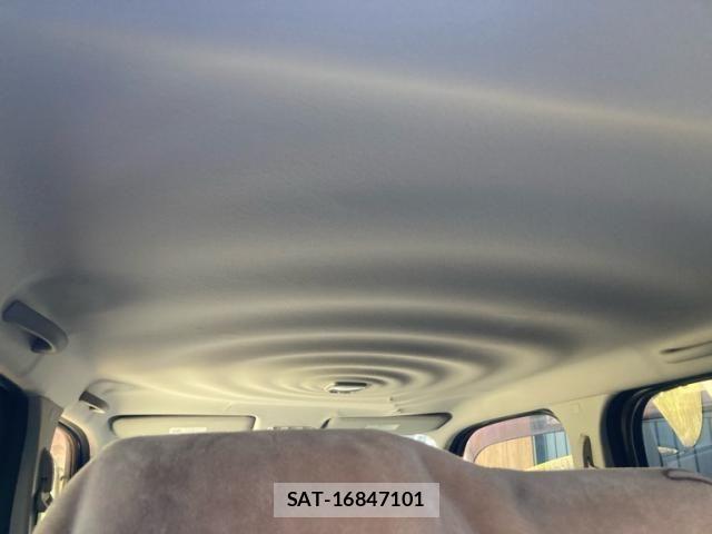 Nissan CUBE 2011-02 7250332-10