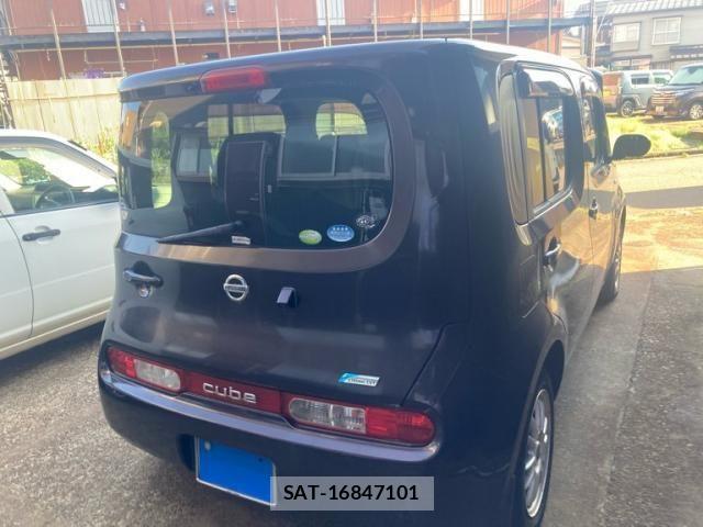 Nissan CUBE 2011-02 7250332-2