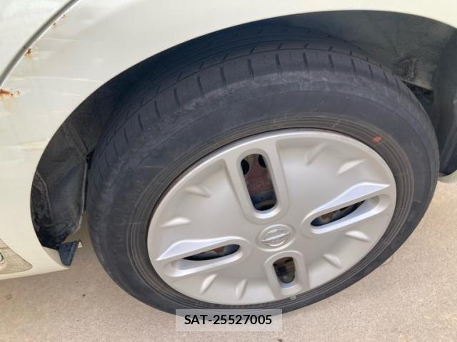 Nissan CUBE 2012-04 7250329-12