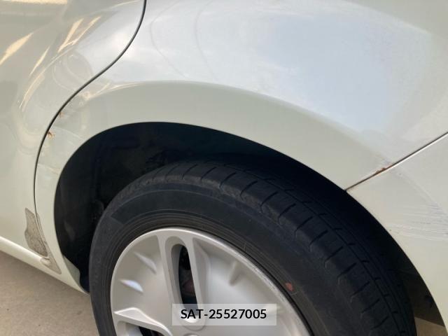 Nissan CUBE 2012-04 7250329-18