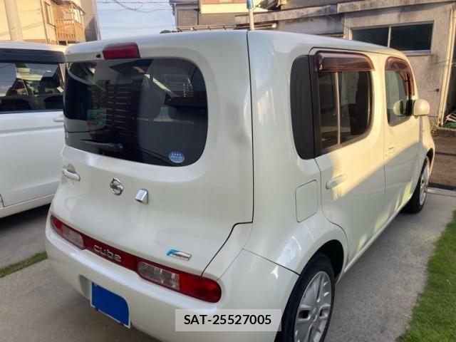 Nissan CUBE 2012-04 7250329-1