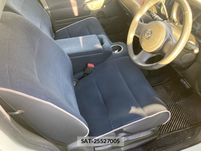 Nissan CUBE 2012-04 7250329-7
