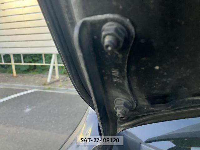 Nissan CUBE 2012-01 7250330-27