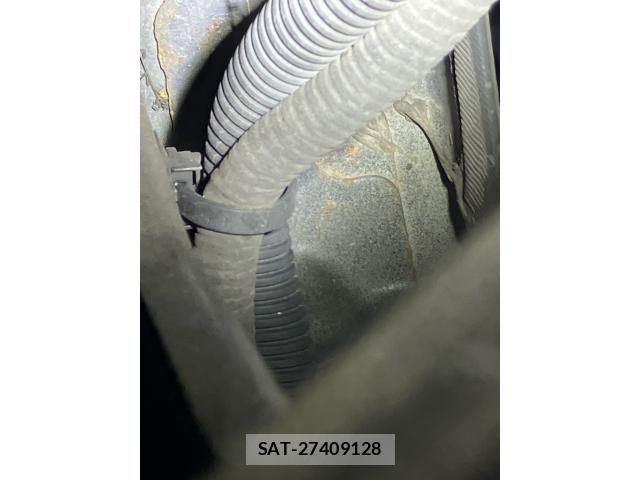 Nissan CUBE 2012-01 7250330-29